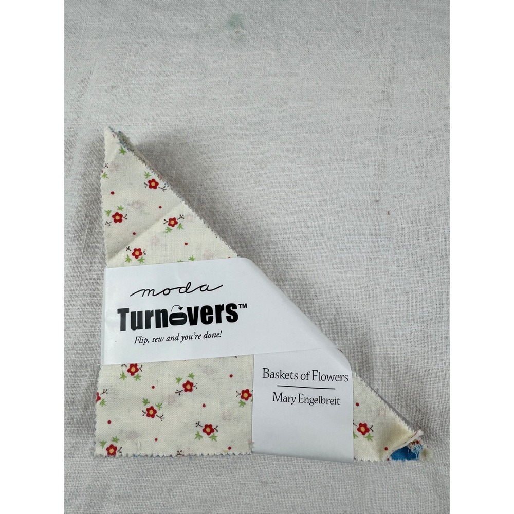 Moda Turnovers Baskets of Flowers Mary Engelbreit 80 Triangles Precut Fabric OOP